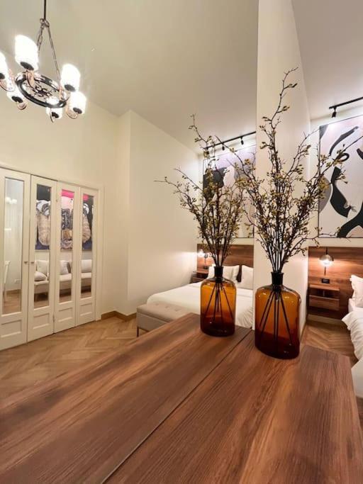 Littlehouse- Entire Property For Maximum 4 People Bukarest Exteriör bild