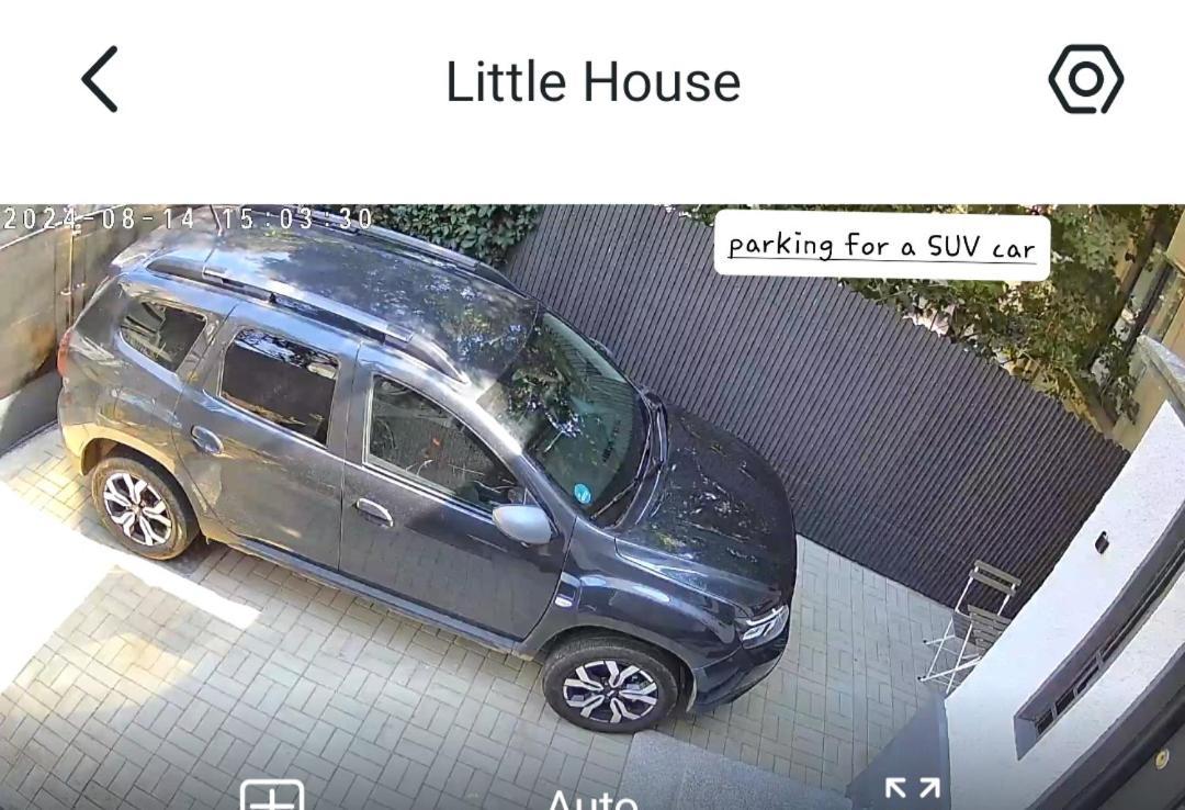 Littlehouse- Entire Property For Maximum 4 People Bukarest Exteriör bild